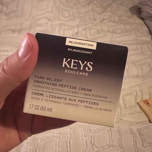 🌺 $5 Spring Sale! BNIB Keys Soulcare Smoothing Peptide Cream - Picture 5 of 5
